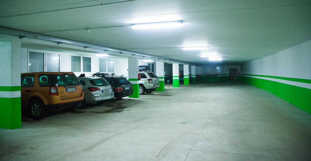 Hotel Garni Lastei Поцца-ді-Фасса Екстер'єр фото