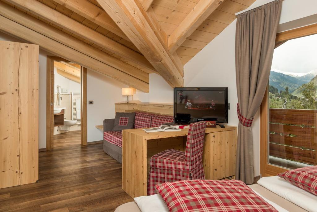 Hotel Garni Lastei Поцца-ді-Фасса Екстер'єр фото
