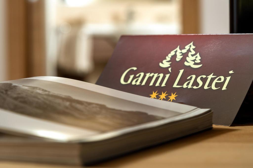 Hotel Garni Lastei Поцца-ді-Фасса Екстер'єр фото