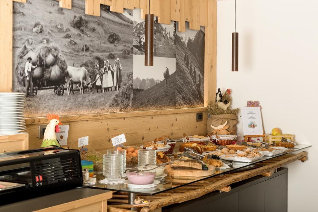 Hotel Garni Lastei Поцца-ді-Фасса Екстер'єр фото